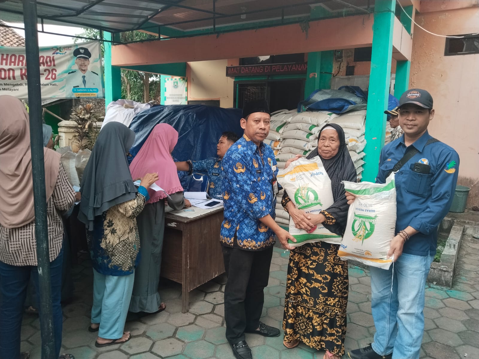 PENYALURAN BANSOS